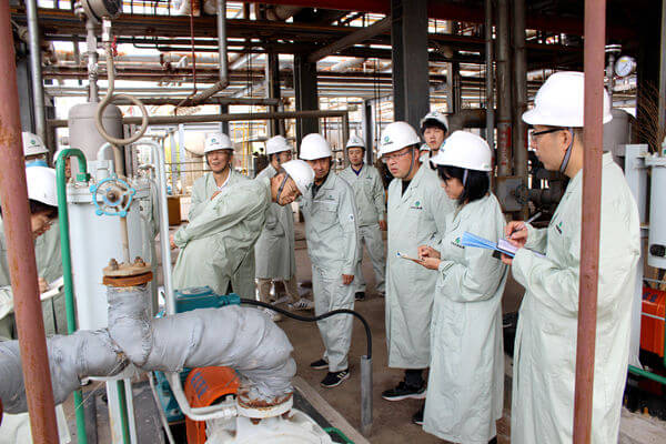 华浩轩公司一、二期装置技改项目安全设施竣工验收顺利通过