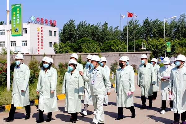 咸阳市政协委员来华浩轩公司调研