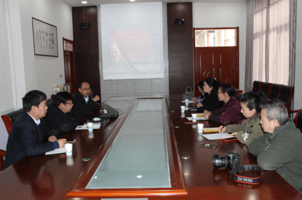 华浩轩公司召开联合筹建“专家工作室”工作推进座谈会
